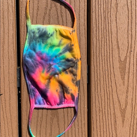 face mask - Picture 1 of 2